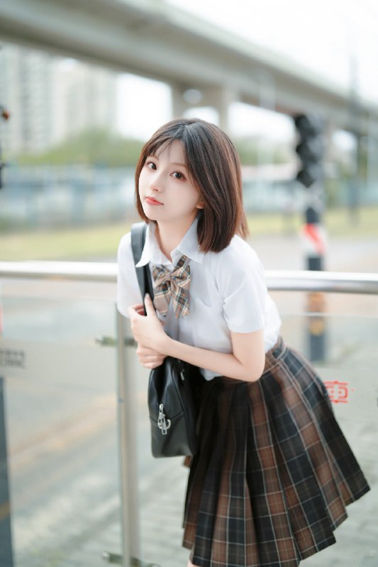 #JK  城轨站台太适合日系了#JK  城轨站台太适合日系了